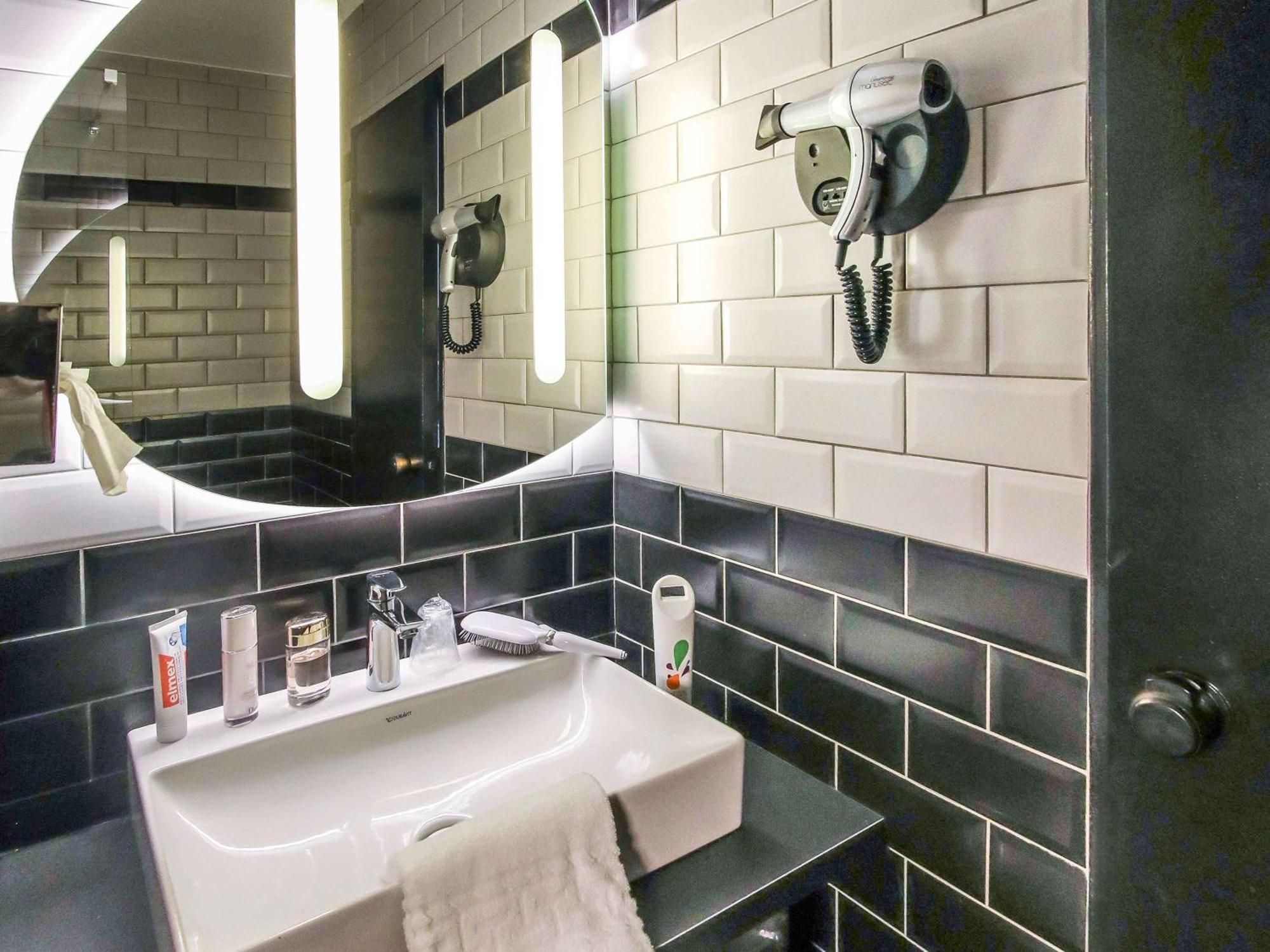 Ibis Styles Republique Hotel 3*