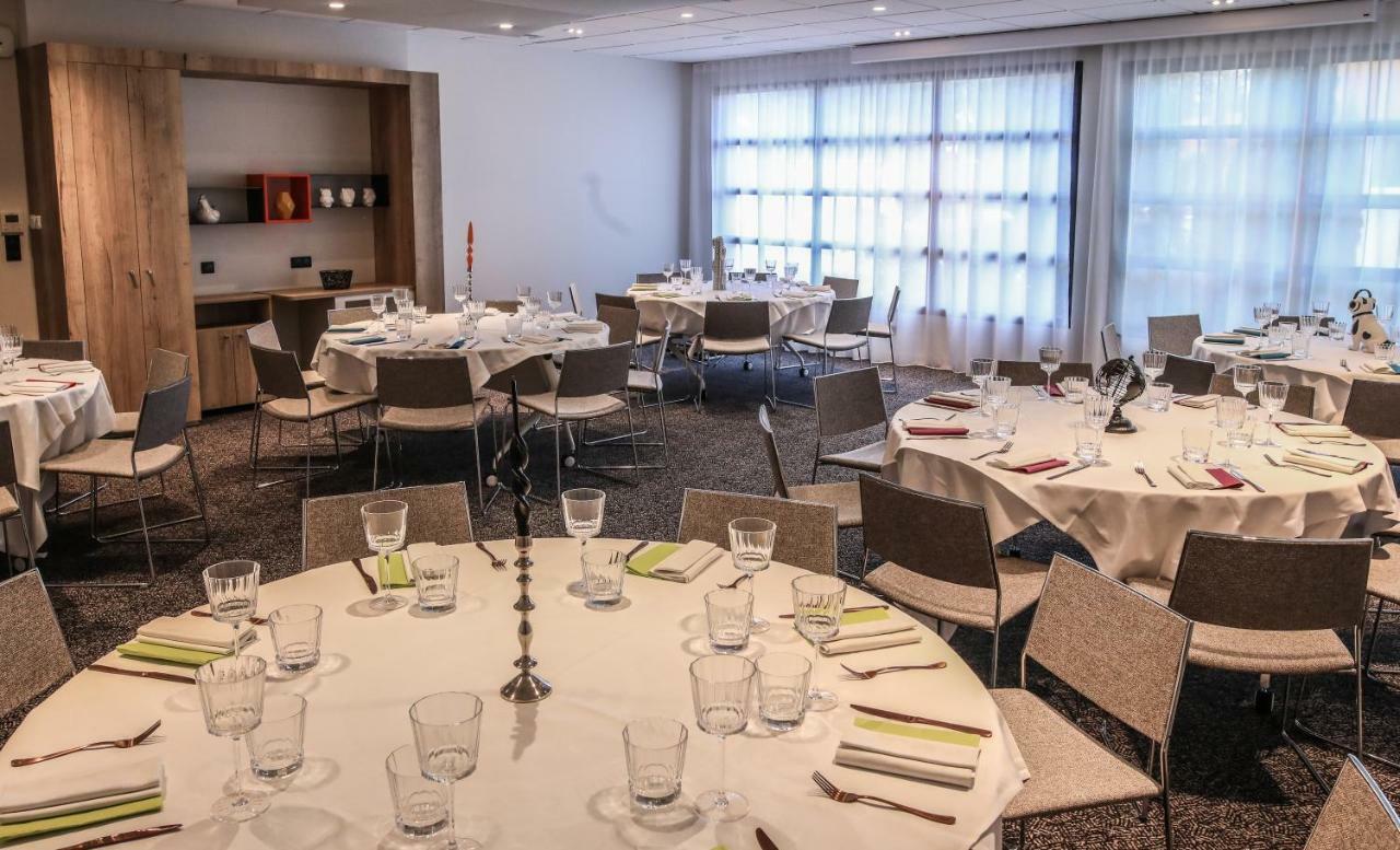 Ibis Styles Republique 3*